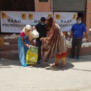 Naad Foundation in LockDown providing essential goods to people